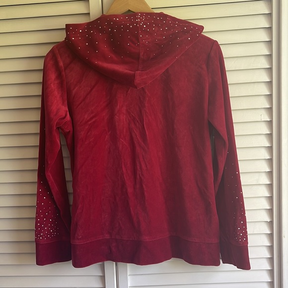 Red Velvet Hoodie - Picture 8 of 11